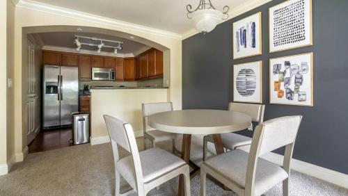 Landing - Modern Apartment with Amazing Amenities (ID1192X964) in เคิร์กแลนด์ (WA)