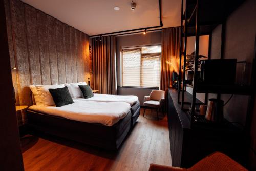 1 double bed