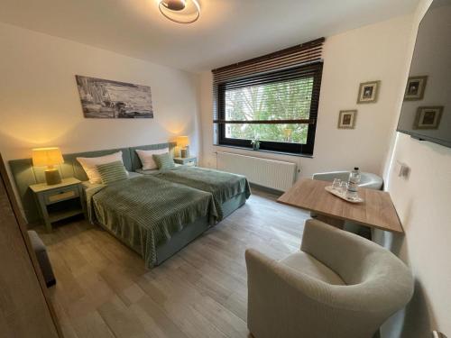 HOLI DAY SPA 2-Bett Zimmer App 3, Berlino