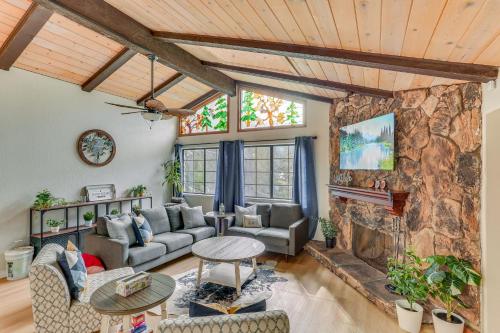 Crestline Home with Private Hot Tub Steps to Lake! in Crestline, USA