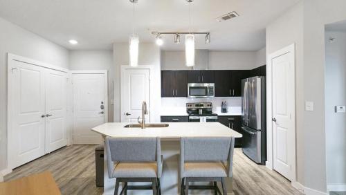 Landing - Modern Apartment with Amazing Amenities ID3561X40 in Austin, USA