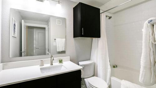 Landing - Modern Apartment with Amazing Amenities ID3561X40 in Austin, USA