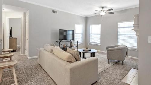 Landing - Modern Apartment with Amazing Amenities (ID8622X86) in Collierville (TN)
