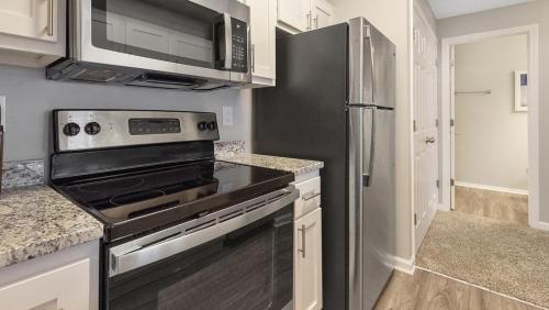 Landing - Modern Apartment with Amazing Amenities (ID8622X86) in Collierville (TN)