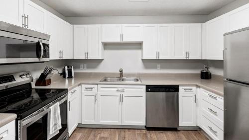 Landing - Modern Apartment with Amazing Amenities ID8099X10 in Southaven, USA