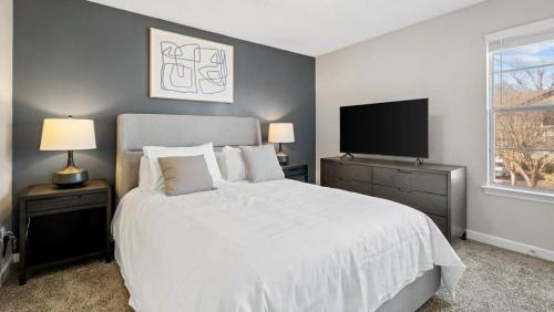 Landing - Modern Apartment with Amazing Amenities ID8099X10 in Southaven, USA