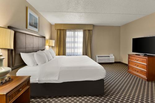 Hotel RL Cleveland Airport West - North Olmsted