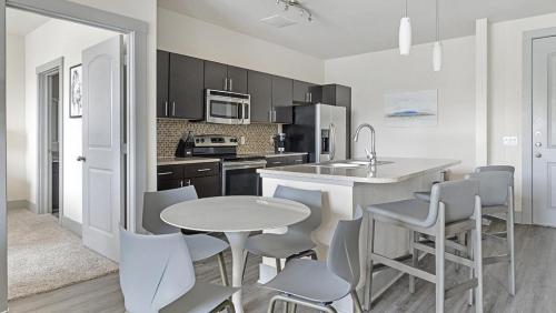 Landing - Modern Apartment with Amazing Amenities ID1384X902 in Dallas, USA