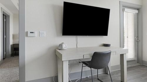 Landing - Modern Apartment with Amazing Amenities ID1384X902 in Dallas, USA
