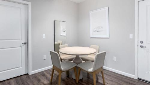 Landing - Modern Apartment with Amazing Amenities ID8193X50 in Columbus, USA