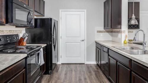 Landing - Modern Apartment with Amazing Amenities ID8193X50 in Columbus, USA