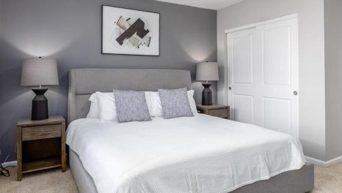 Landing - Modern Apartment with Amazing Amenities ID8193X50 in Columbus, USA