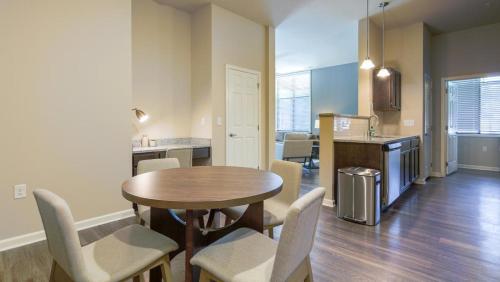 Landing - Modern Apartment with Amazing Amenities (ID9422X79) in Leland (NC)