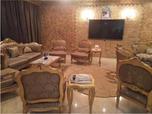 *Luxury Apartment in Cairo*