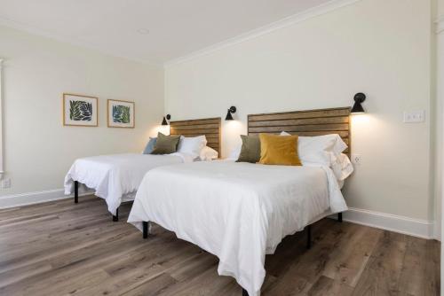 Hilltop 104 Inn at Old Beach in Virginia Beach, USA
