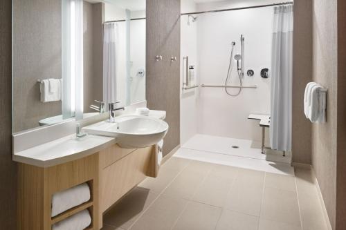 SpringHill Suites by Marriott Franklin Mint - image 6
