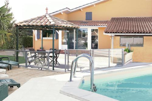 Villa Marguerite - Accommodation - Coutras