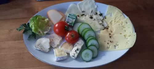 Food and beverages, Einfachlosmachen-BulliBus in Aland