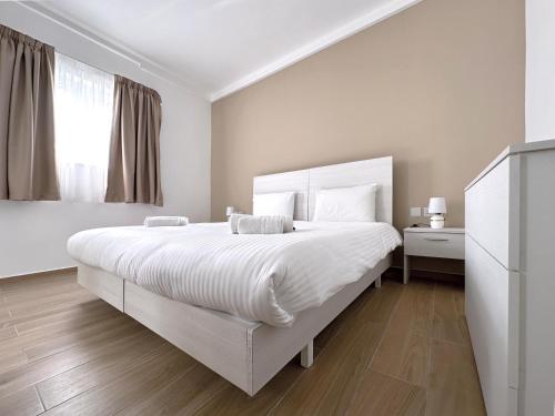 Apartment with Terrace image 10