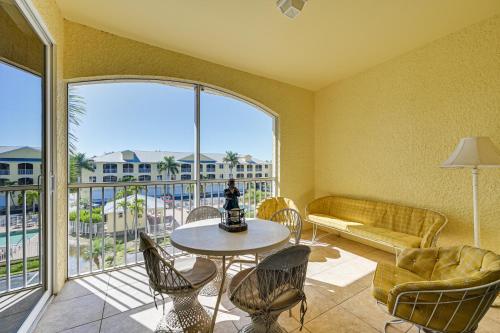 Everglades City Condo with Porch Steps to Water!