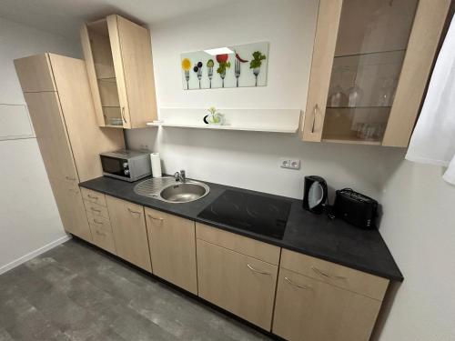 Ferienwohnung an der Zaunlücke (Ferienwohnung an der Zaunlucke) in เฮลม์สตัดท์