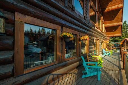 Luxury Family Cabin at Summit West