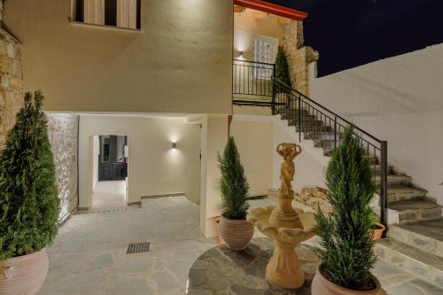 外部景觀, 12 PYLES Living History in 約阿尼納市中心