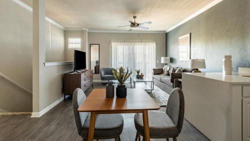 Landing - Modern Apartment with Amazing Amenities ID8656X94 in Fort Worth, USA