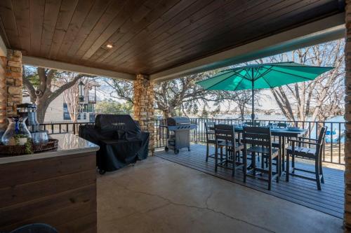 Létesítmények, Family Lakefront Retreat in Granite Shoals (TX)