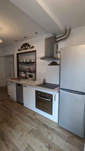 Lumineux extérieur proche gare et stationnement privé Lumineux extérieur proche gare et stationnement privé