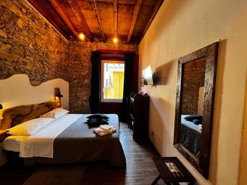 La Taverna del Metallo Rooms – La Spezia, PA