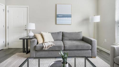 . Landing - Modern Apartment with Amazing Amenities (ID1375X557)