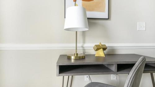 Landing - Modern Apartment with Amazing Amenities (ID1375X557) in 維克森林