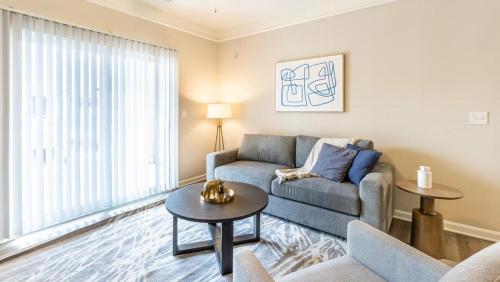 . Landing - Modern Apartment with Amazing Amenities (ID8445X18)