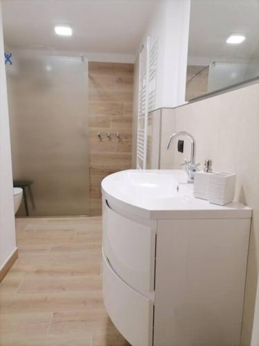 MOLO 7 - ANTESITUM - classic, modern and cozy, Malgrate (photo 5)