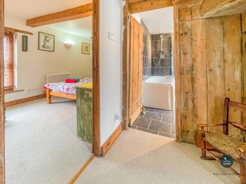 Rope Cottage - traditional cottage close to town