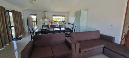 Large 4 bedroom villa with Pool in Sonaisali Nadi