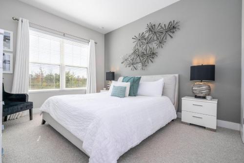 Awesome 4 Suites Villa 5 Min to Disney