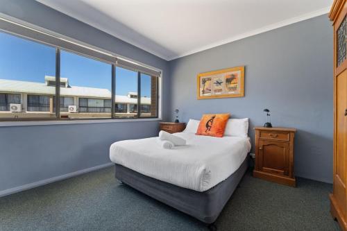 Alpine Mountain View 18 4 bedroom Jindabyne Unit with Wifi