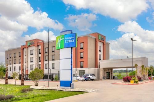 Holiday Inn Express Hillsboro I-35 by IHG in Hillsboro, USA