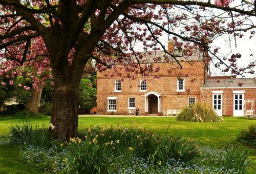 Little Mollington Hall, , Cheshire