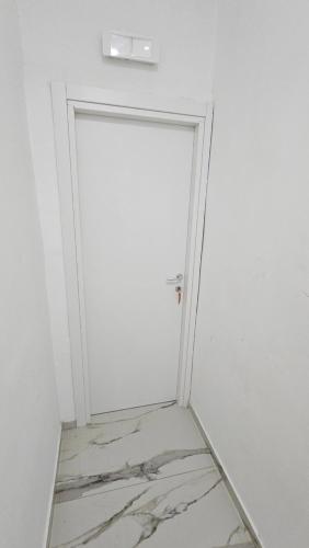 HOTEL CRISARI