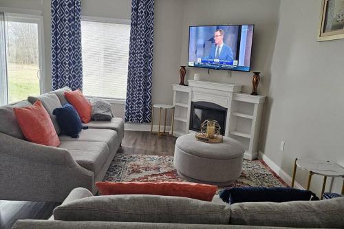 Charming & Spacious 3BR House in Concord, USA