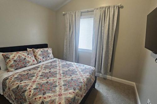 Charming & Spacious 3BR House in Concord, USA