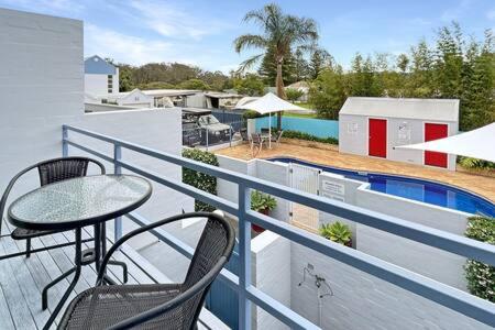 3-Bed with Alfresco Dining & Pool in Batemans Bay