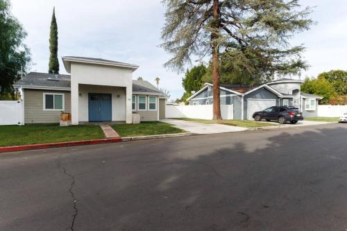 Lake Balboa Compound