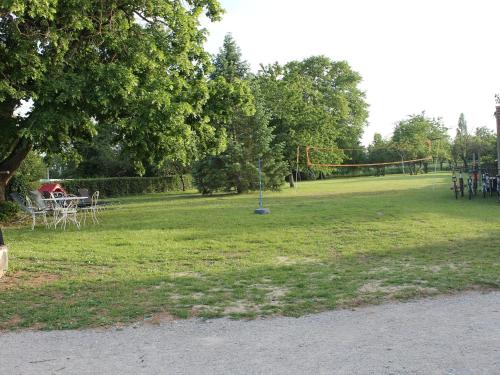 Gîte Sarzay, 5 pièces, 12 personnes - FR-1-591-185