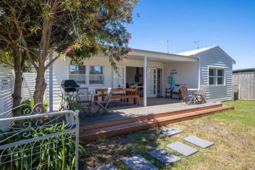 Sorrento Beach Cottages No.1 - in the heart of Sorrento