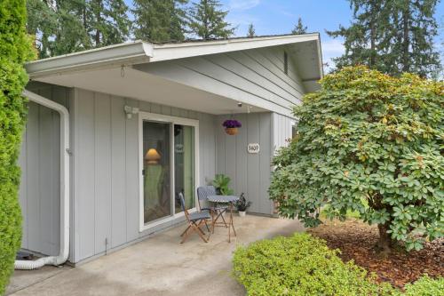 Whisper Hidden Nest Villa Near Vanmall and PDX airport