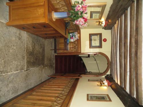 The Old Priory图片